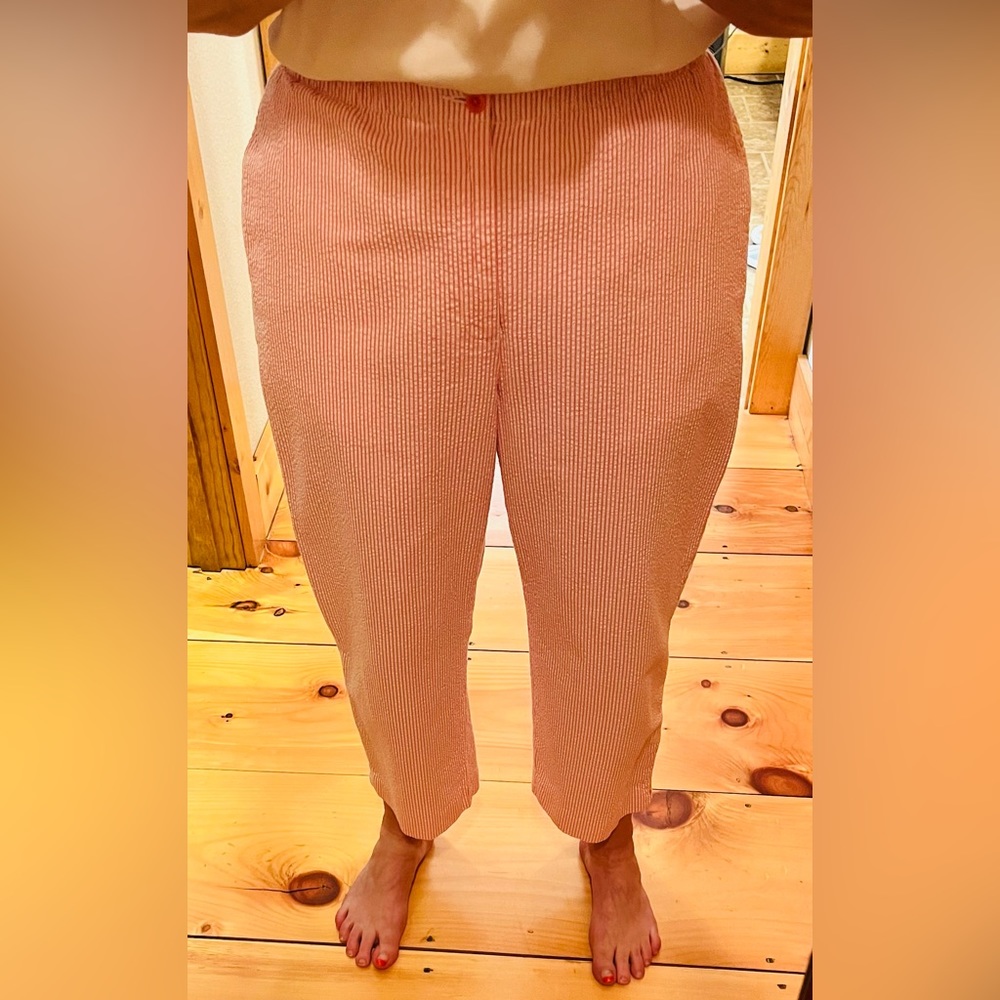 Lands End Pink Seersucker Capris